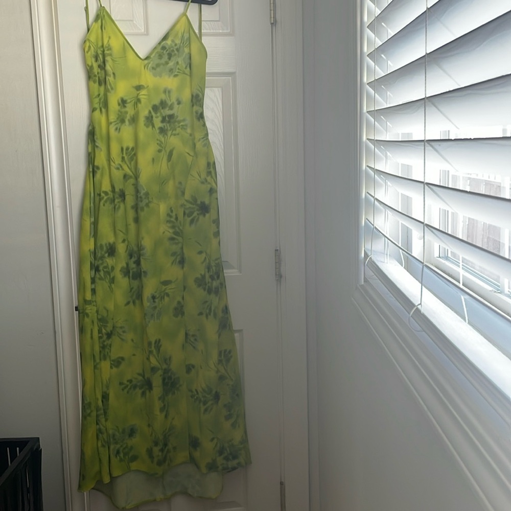 Zara xxl linen backless linen dress